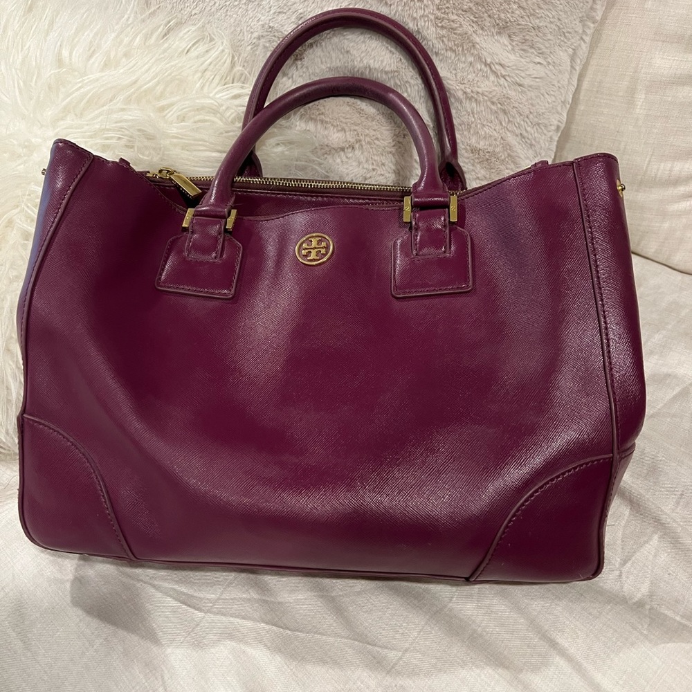 Tory Burch Robinson Double Zip - Picture 3 of 12